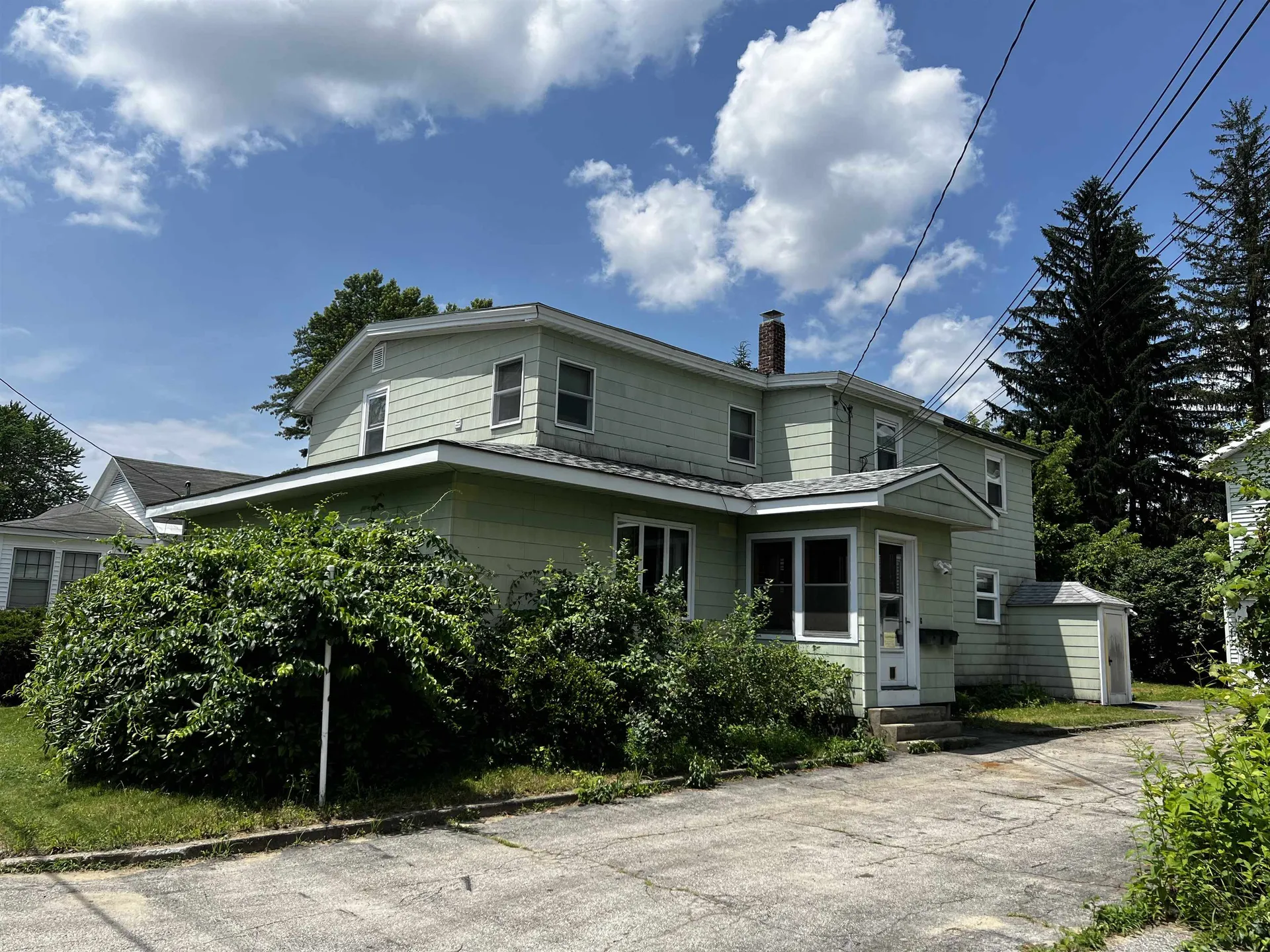65 Underhill Street Nashua NH 03060