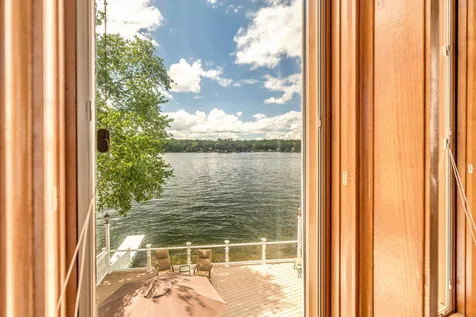 36 Turtle Rock Road Windham NH 03087