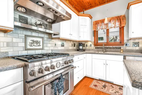 36 Turtle Rock Road Windham NH 03087