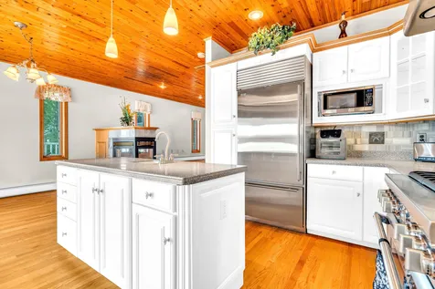 36 Turtle Rock Road Windham NH 03087