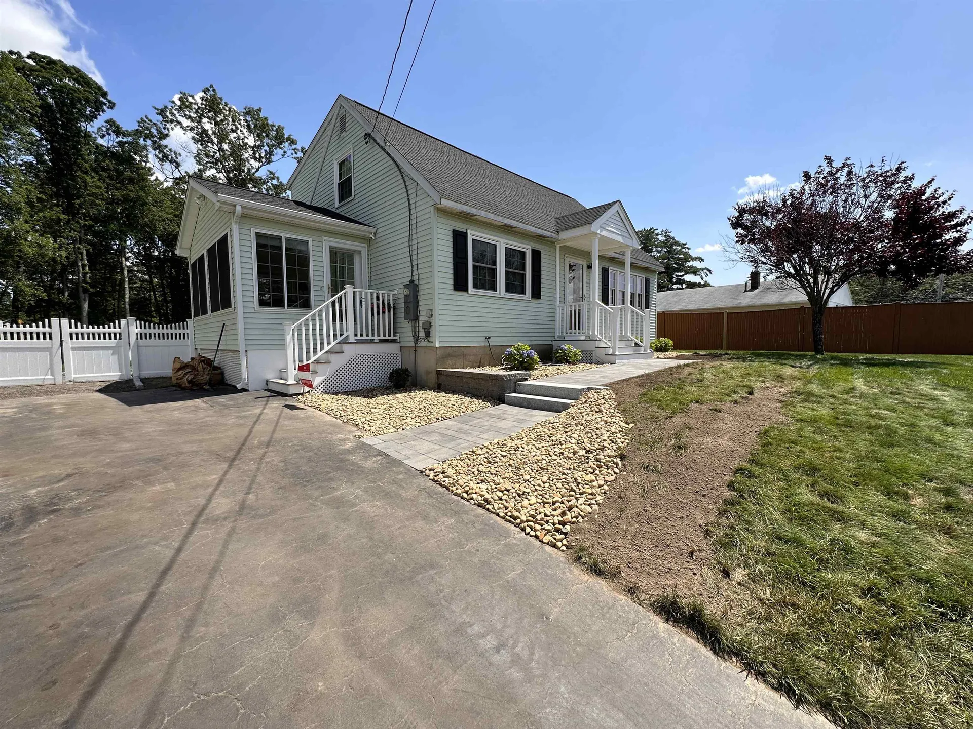 336 Hoyt Street Manchester NH 03103