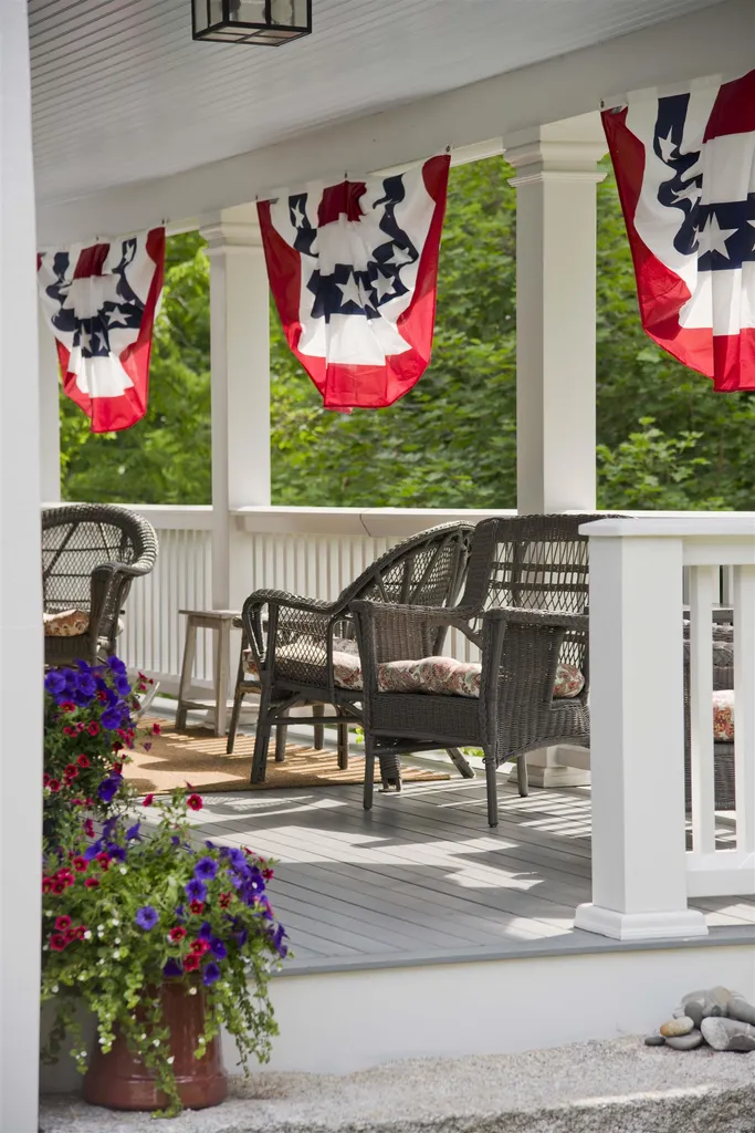 117 North Main Street Wolfeboro NH 03894