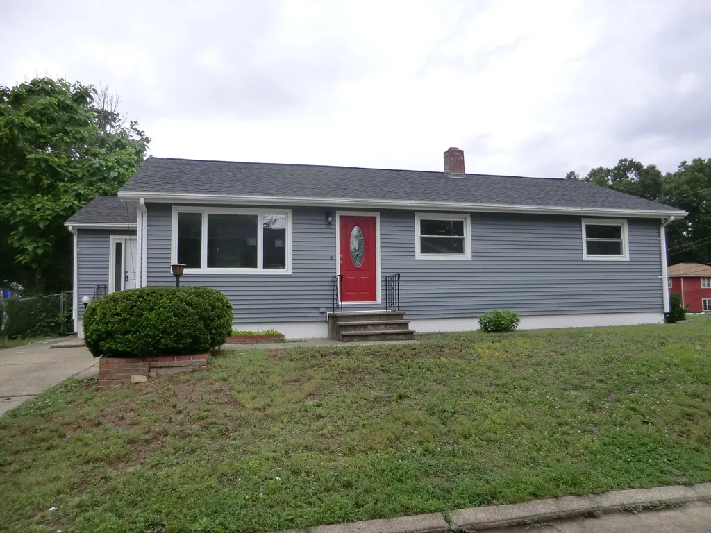 5 Rice Street Nashua NH 03060