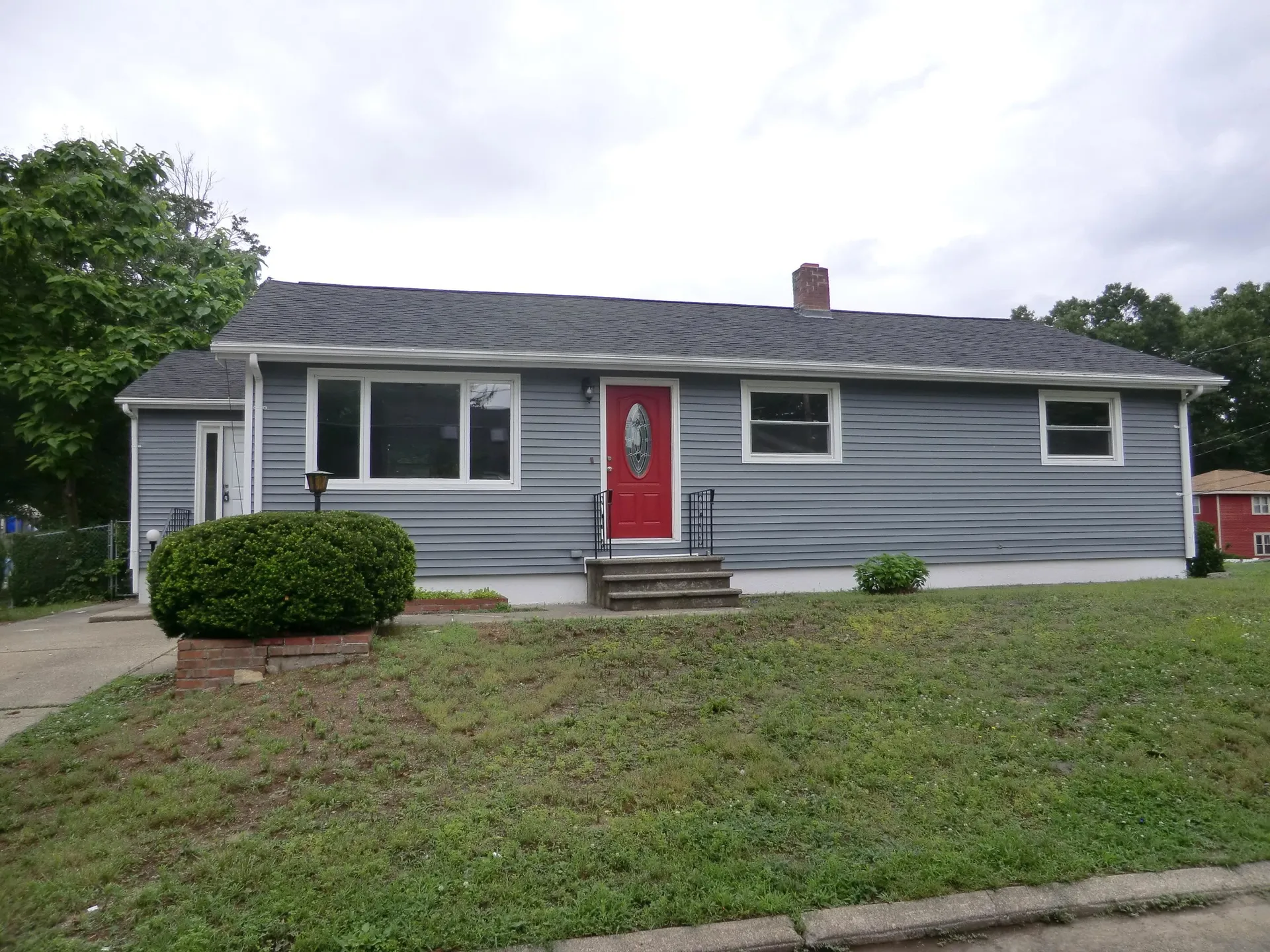 5 Rice Street Nashua NH 03060