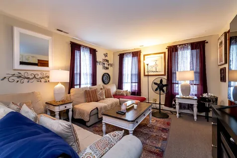 422-424 Kelley Street Manchester NH 03102