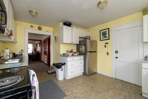 422-424 Kelley Street Manchester NH 03102