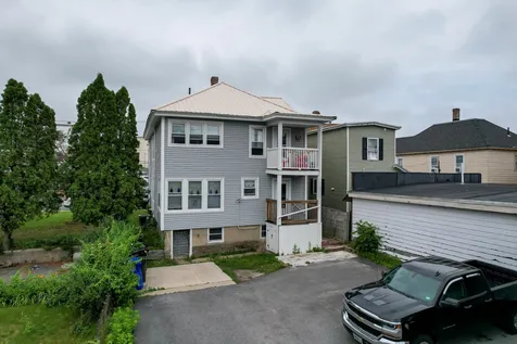 422-424 Kelley Street Manchester NH 03102