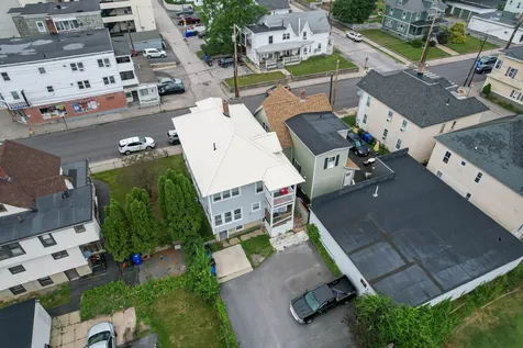 422-424 Kelley Street Manchester NH 03102