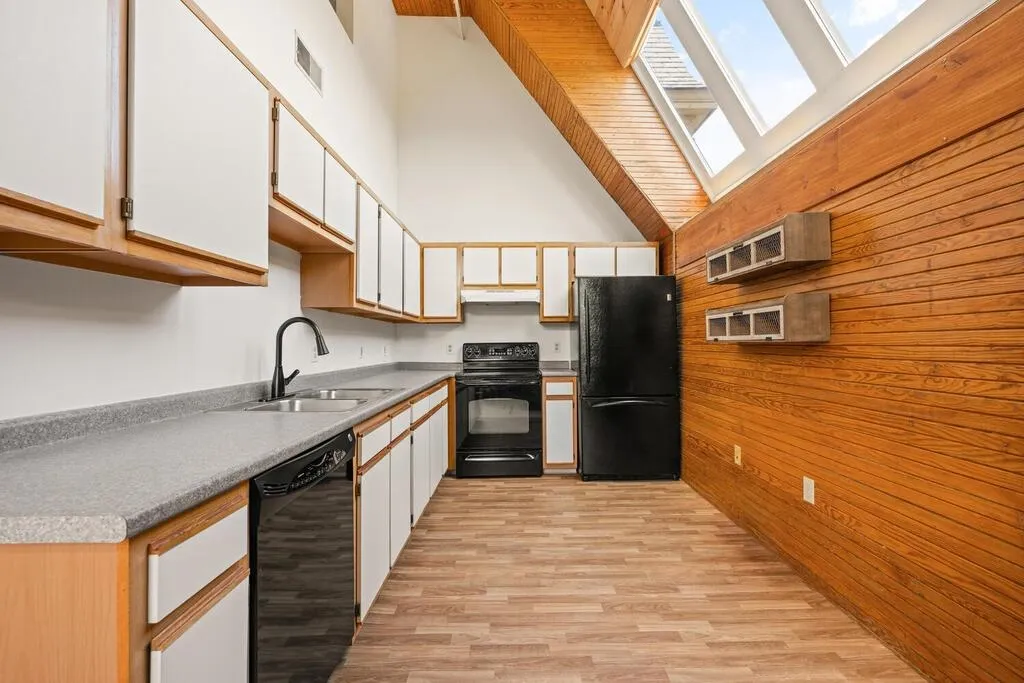 15 Mount Saint Marys Way Hooksett NH 03106