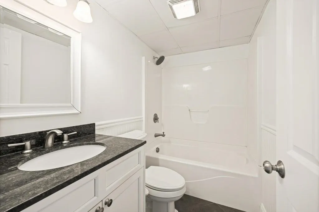 15 Mount Saint Marys Way Hooksett NH 03106