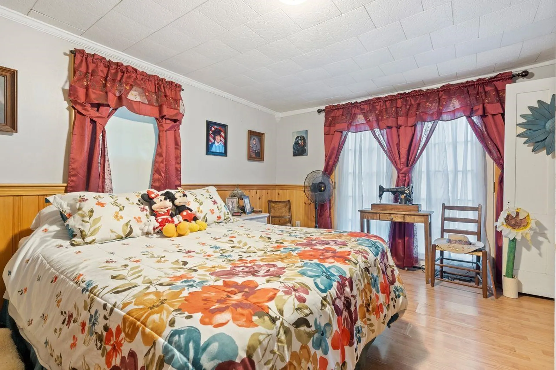 37 Elm Street Wolfeboro NH 03894