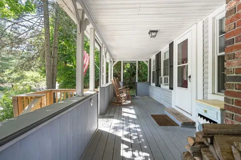 37 Elm Street Wolfeboro NH 03894
