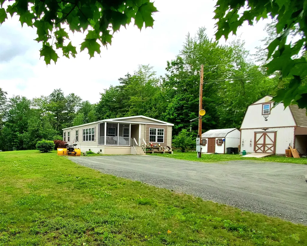 5 Hemlock Lane Canaan NH 03741
