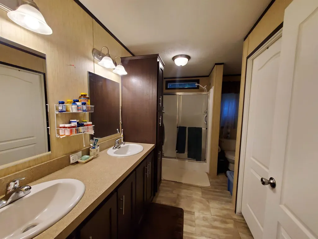 5 Hemlock Lane Canaan NH 03741
