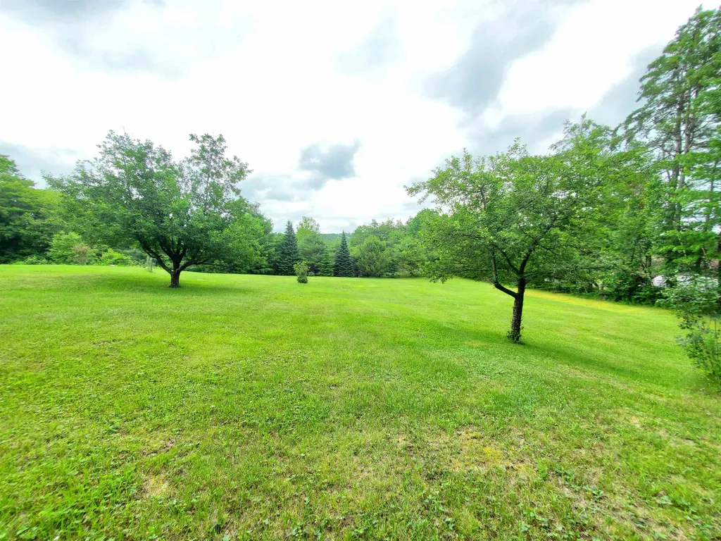 5 Hemlock Lane Canaan NH 03741