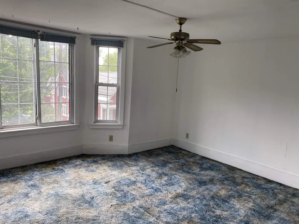 18 Brown Street Whitefield NH 03598