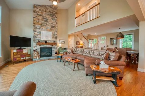 7 Yachtsmans Ridge Laconia NH 03246