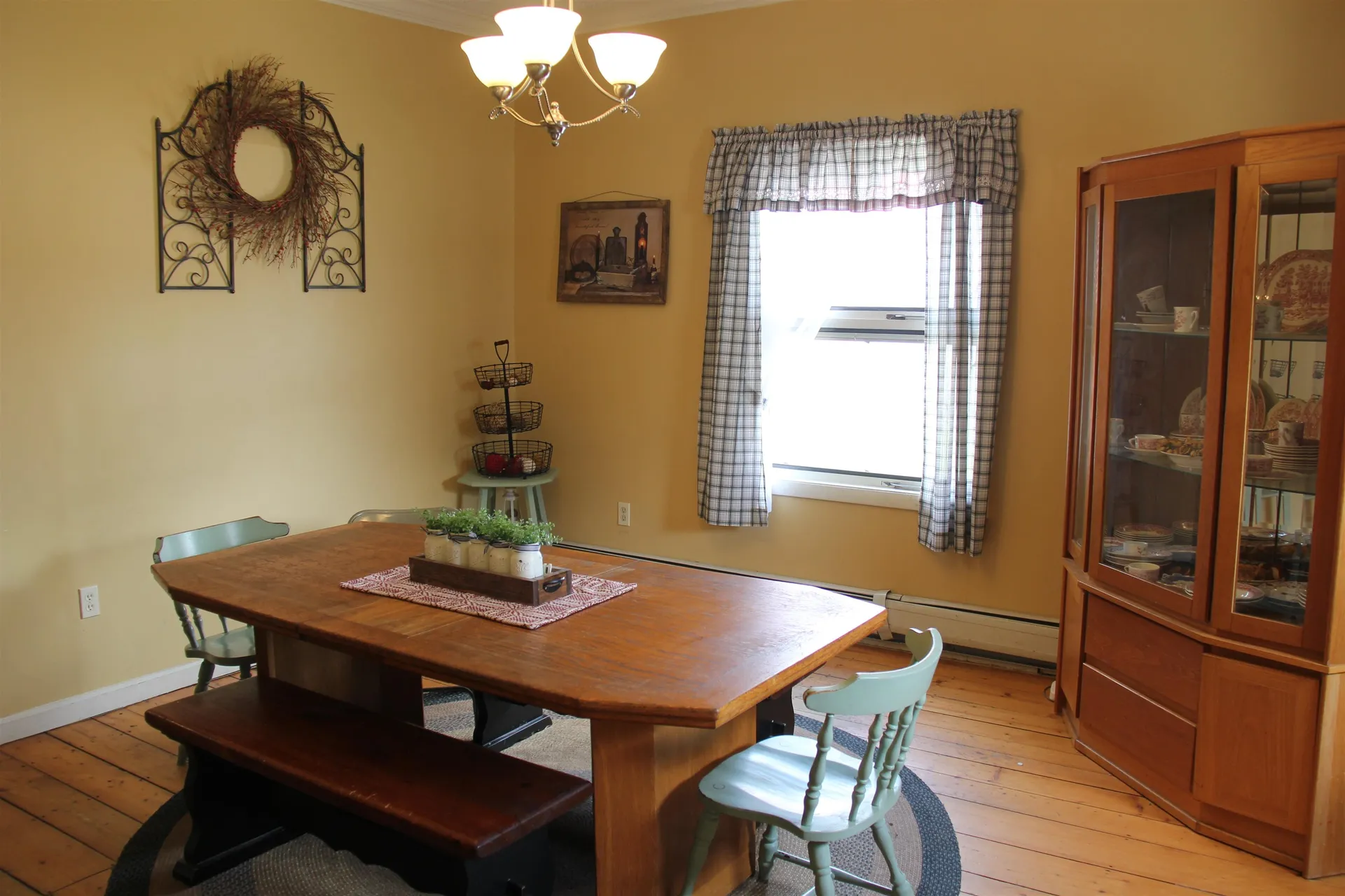 73 West Main Street Hillsborough NH 03244