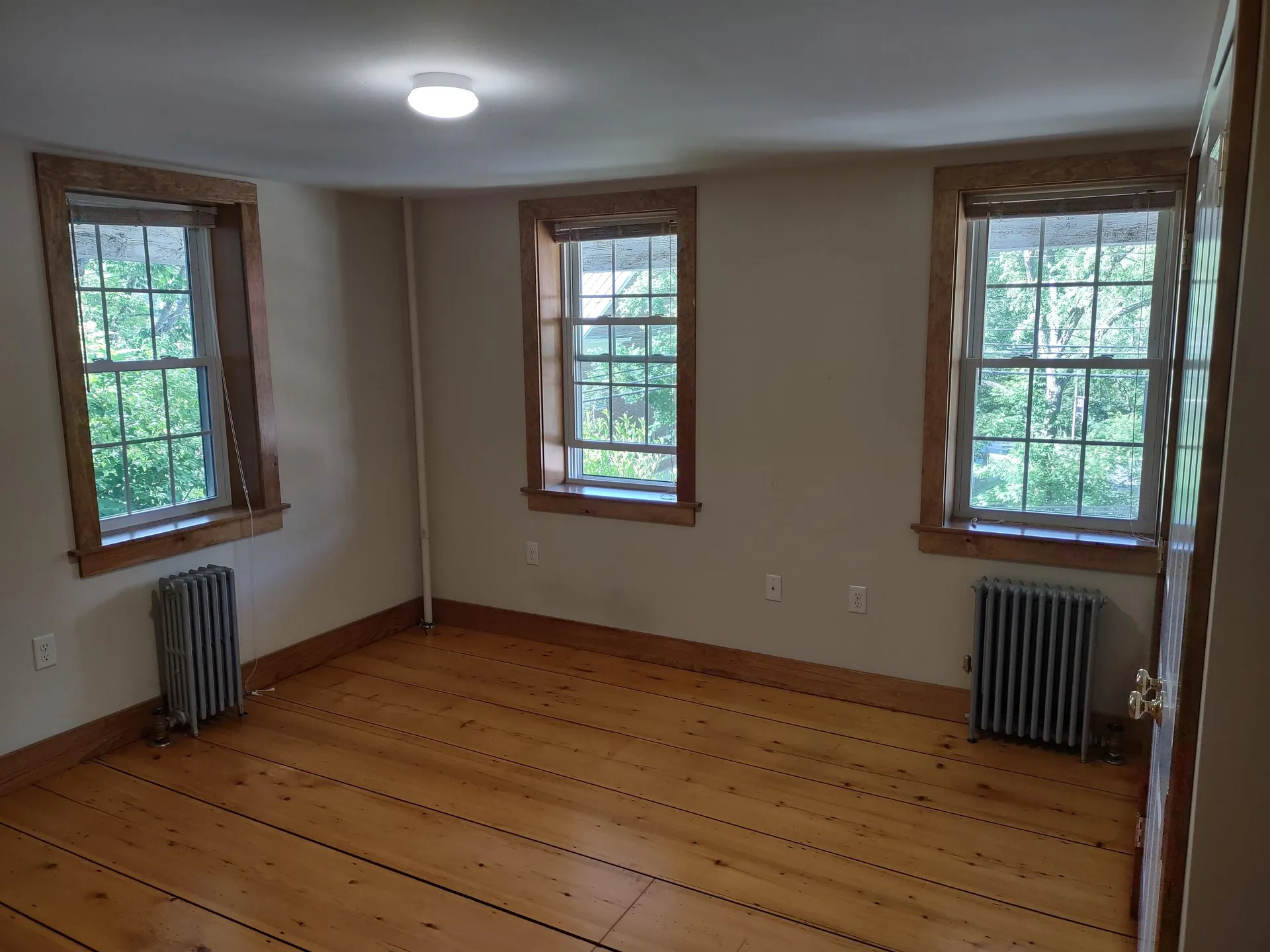 73 Main Street Peterborough NH 03458