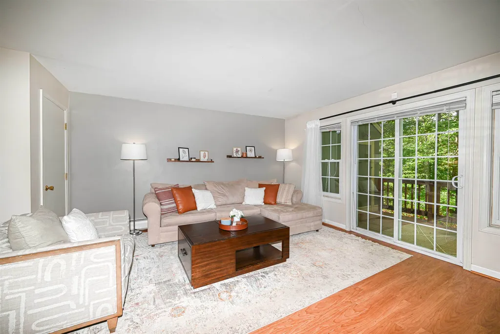1465 Hooksett Road Hooksett NH 03106
