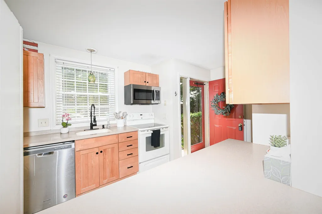 1465 Hooksett Road Hooksett NH 03106