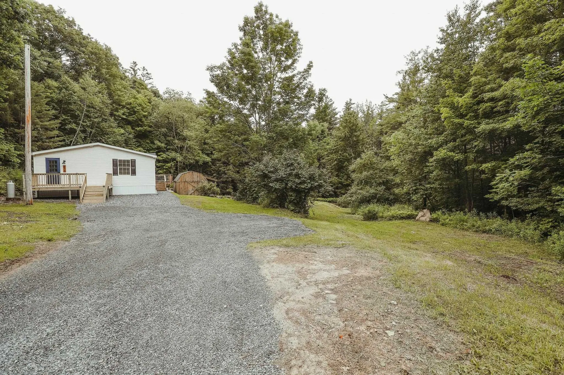 676 2nd Nh Turnpike Claremont NH 03743