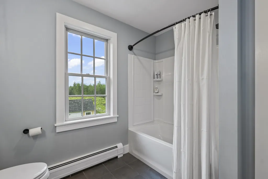 168 Back Canaan Road Strafford NH 03884