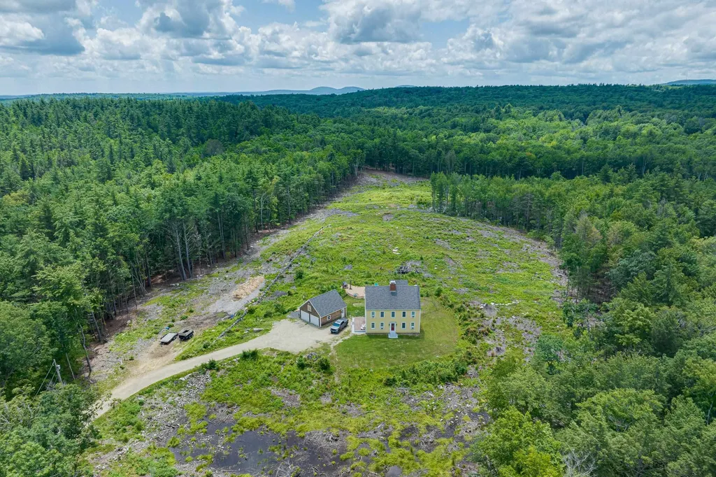 168 Back Canaan Road Strafford NH 03884