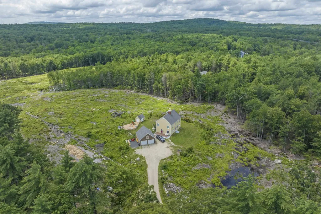 168 Back Canaan Road Strafford NH 03884