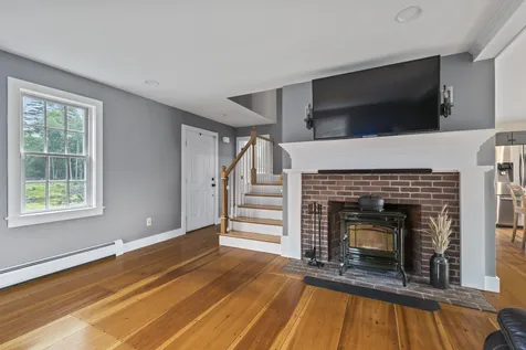 168 Back Canaan Road Strafford NH 03884
