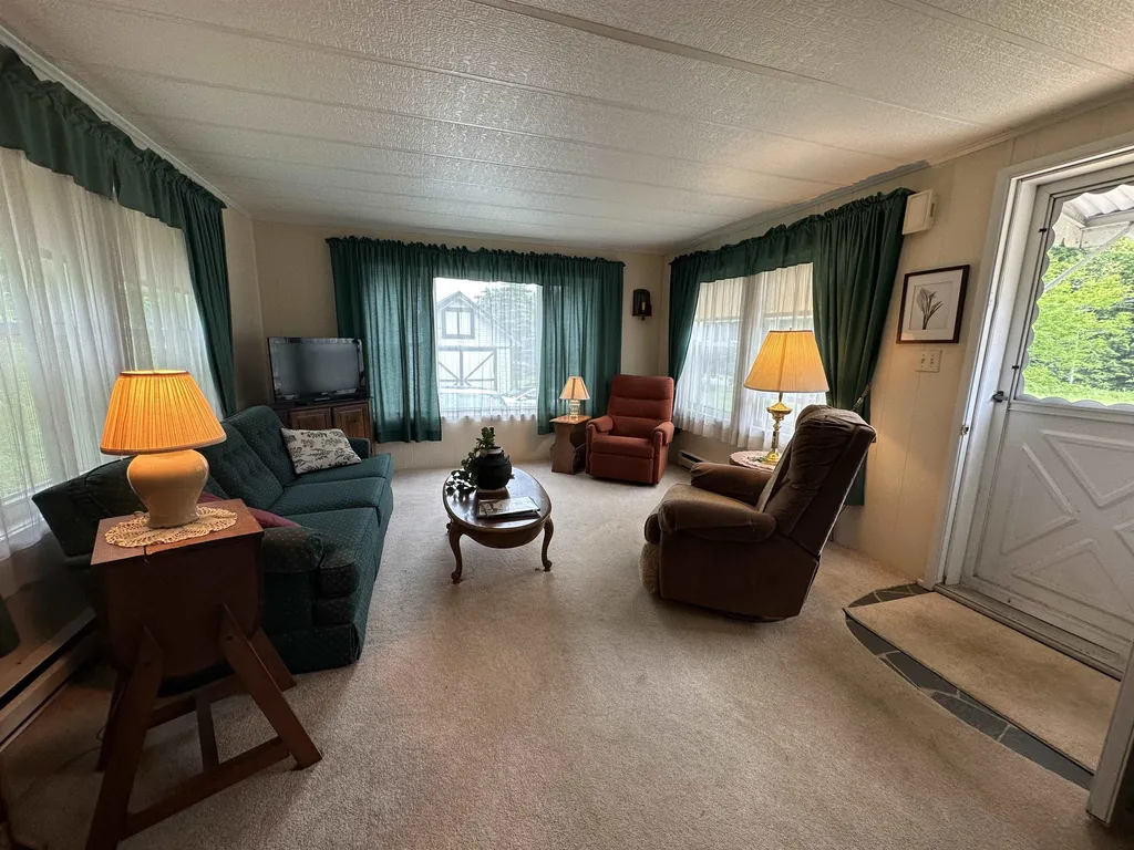 174 Brownsville Road Hartland VT 05048