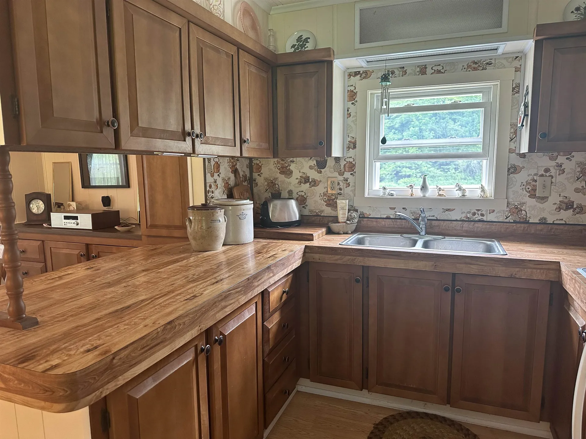 174 Brownsville Road Hartland VT 05048