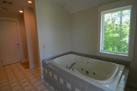 743 Bay Road Shelburne VT 05482