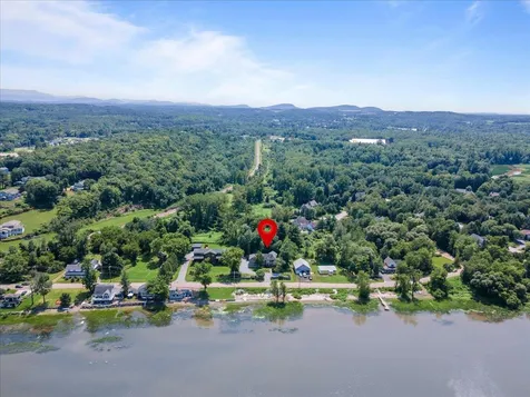 743 Bay Road Shelburne VT 05482