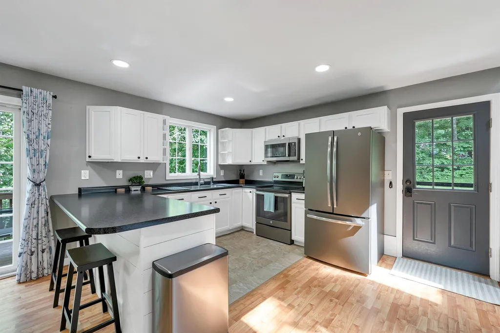 37 Saint Moritz Drive New Durham NH 03855