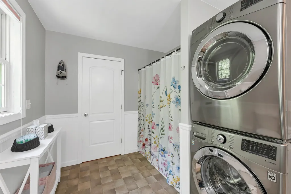37 Saint Moritz Drive New Durham NH 03855