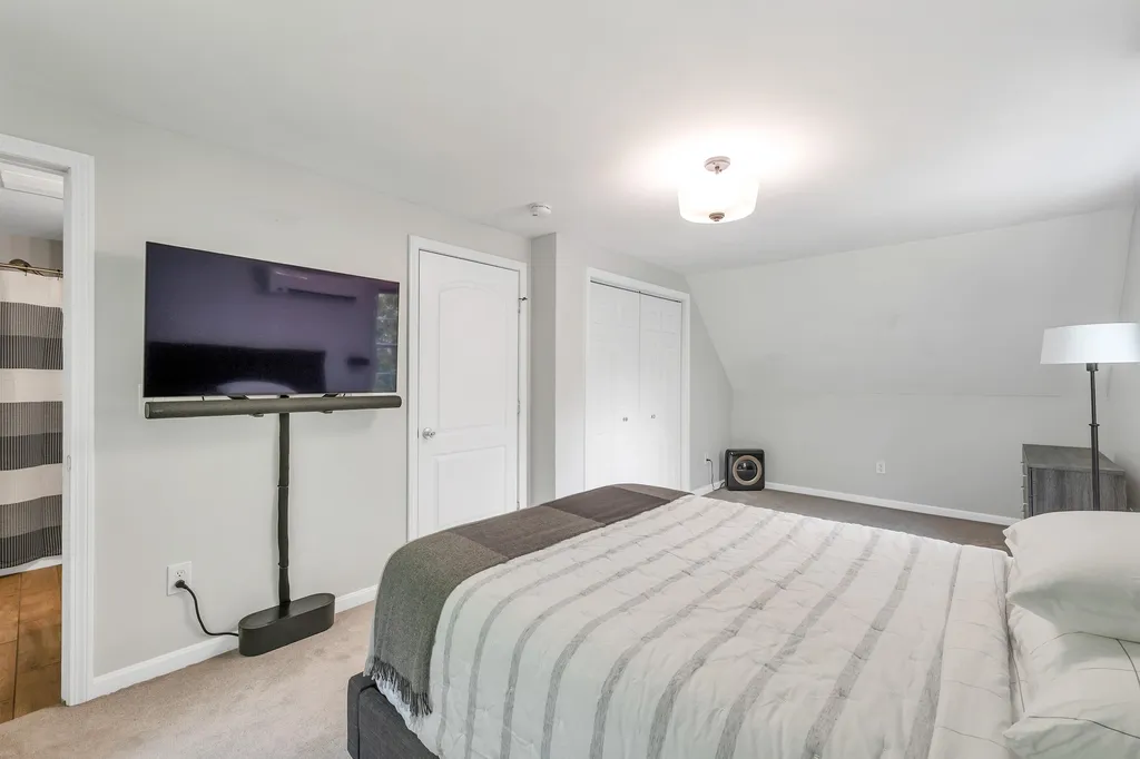 37 Saint Moritz Drive New Durham NH 03855