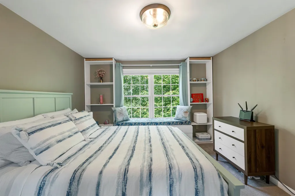 37 Saint Moritz Drive New Durham NH 03855