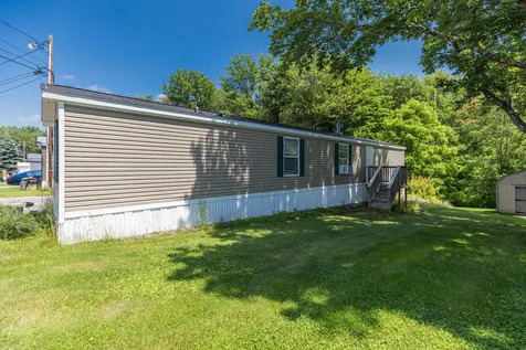 80 Crystal Springs Way Somersworth NH 03878