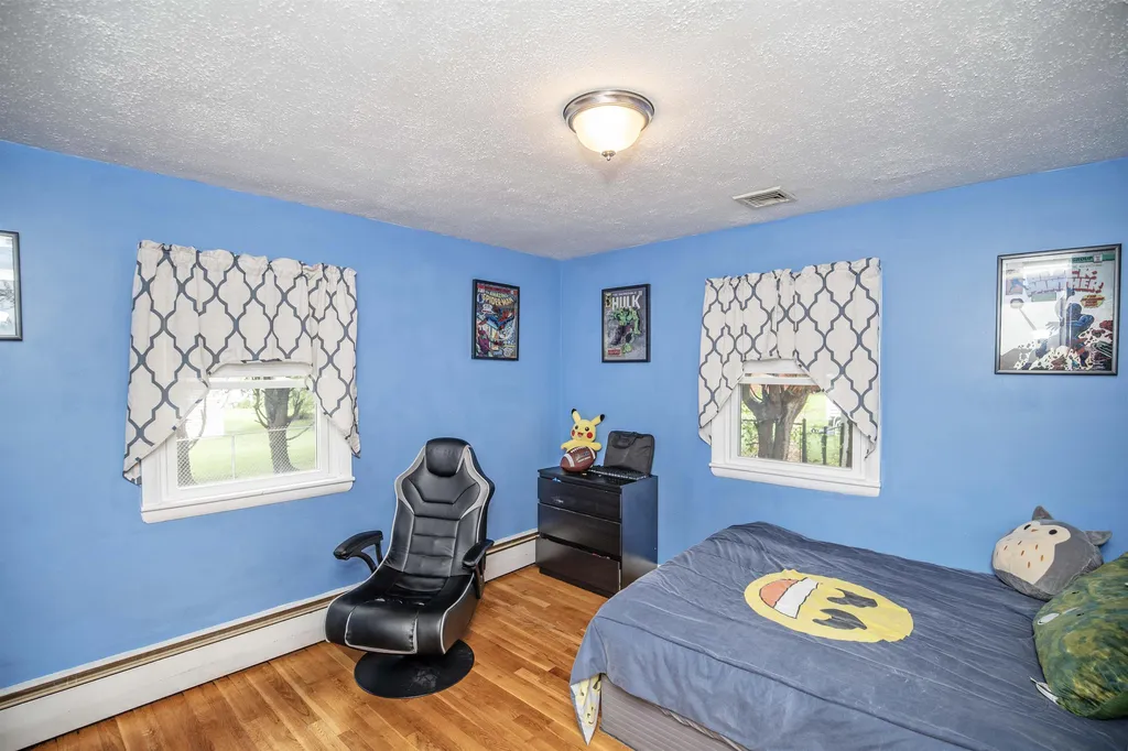 16 Rosewood Avenue Salem NH 03079