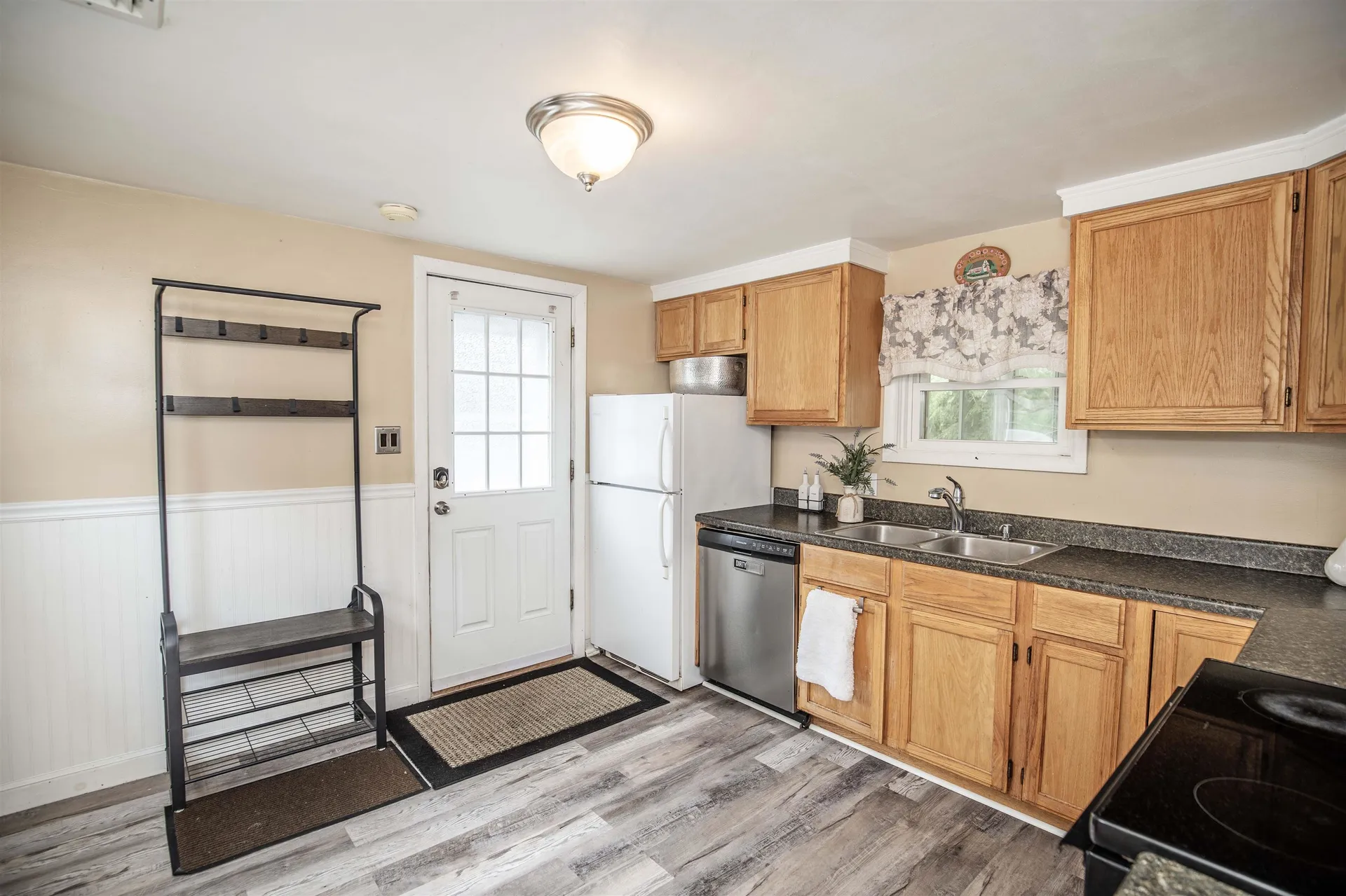 16 Rosewood Avenue Salem NH 03079
