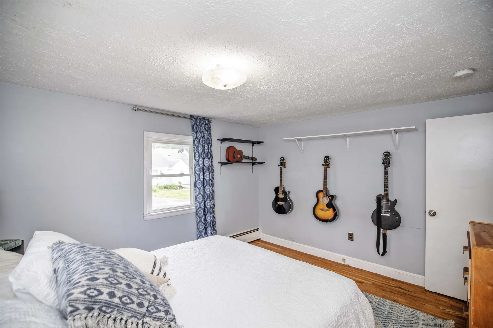 16 Rosewood Avenue Salem NH 03079