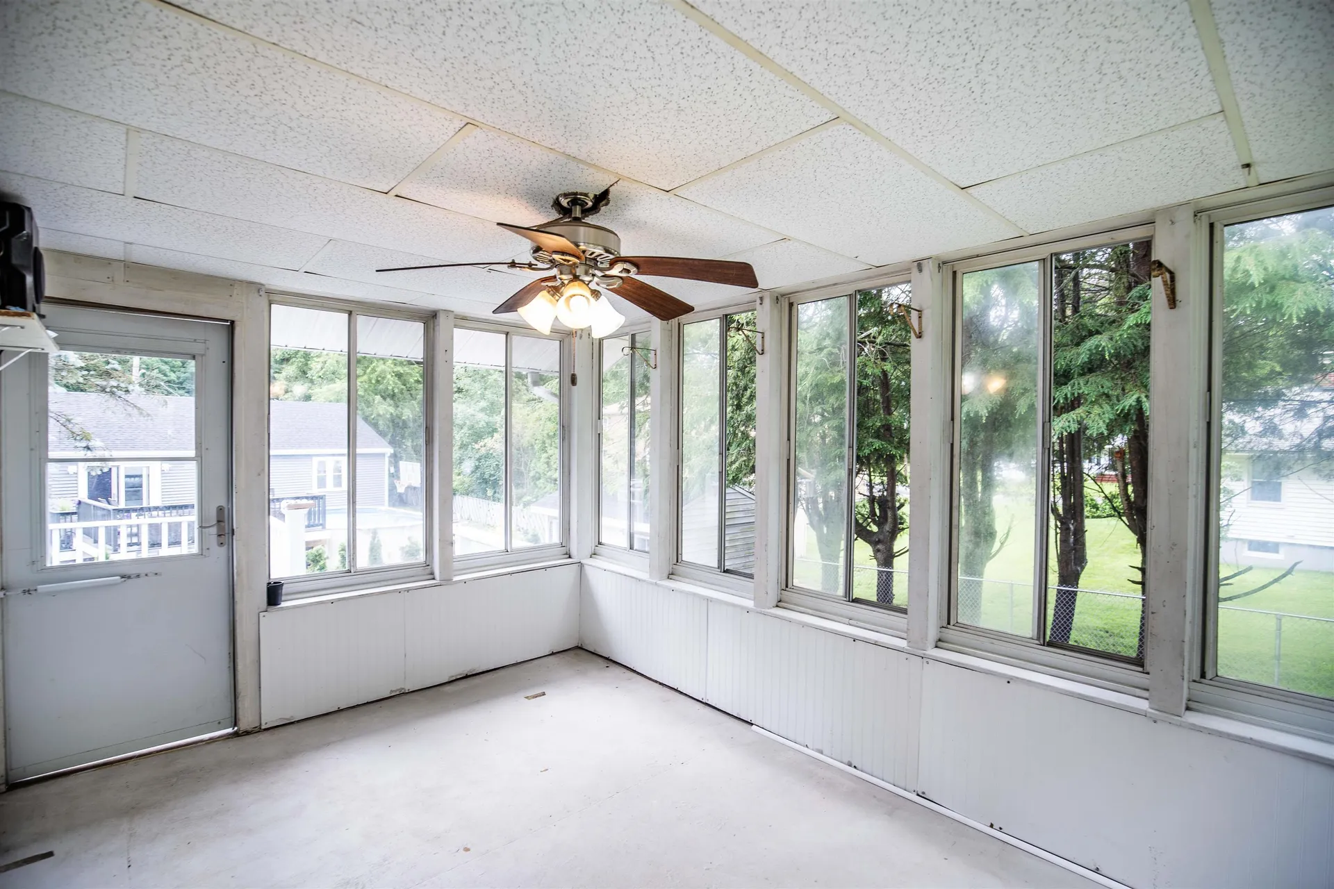 16 Rosewood Avenue Salem NH 03079