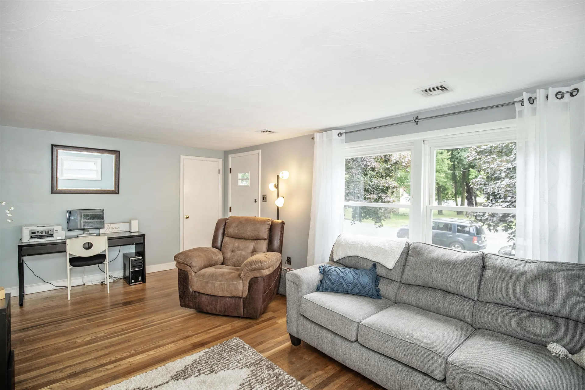 16 Rosewood Avenue Salem NH 03079