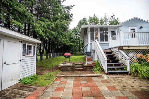 16 Rosewood Avenue Salem NH 03079