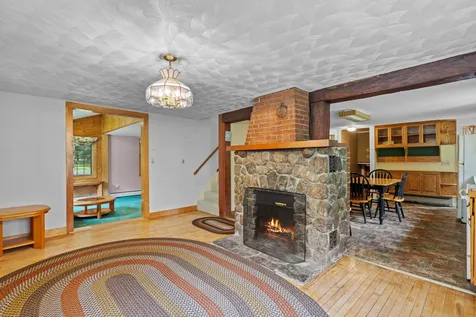 160 Parade Road Meredith NH 03253