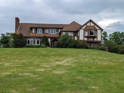 7 Grissom Lane Claremont NH 03743