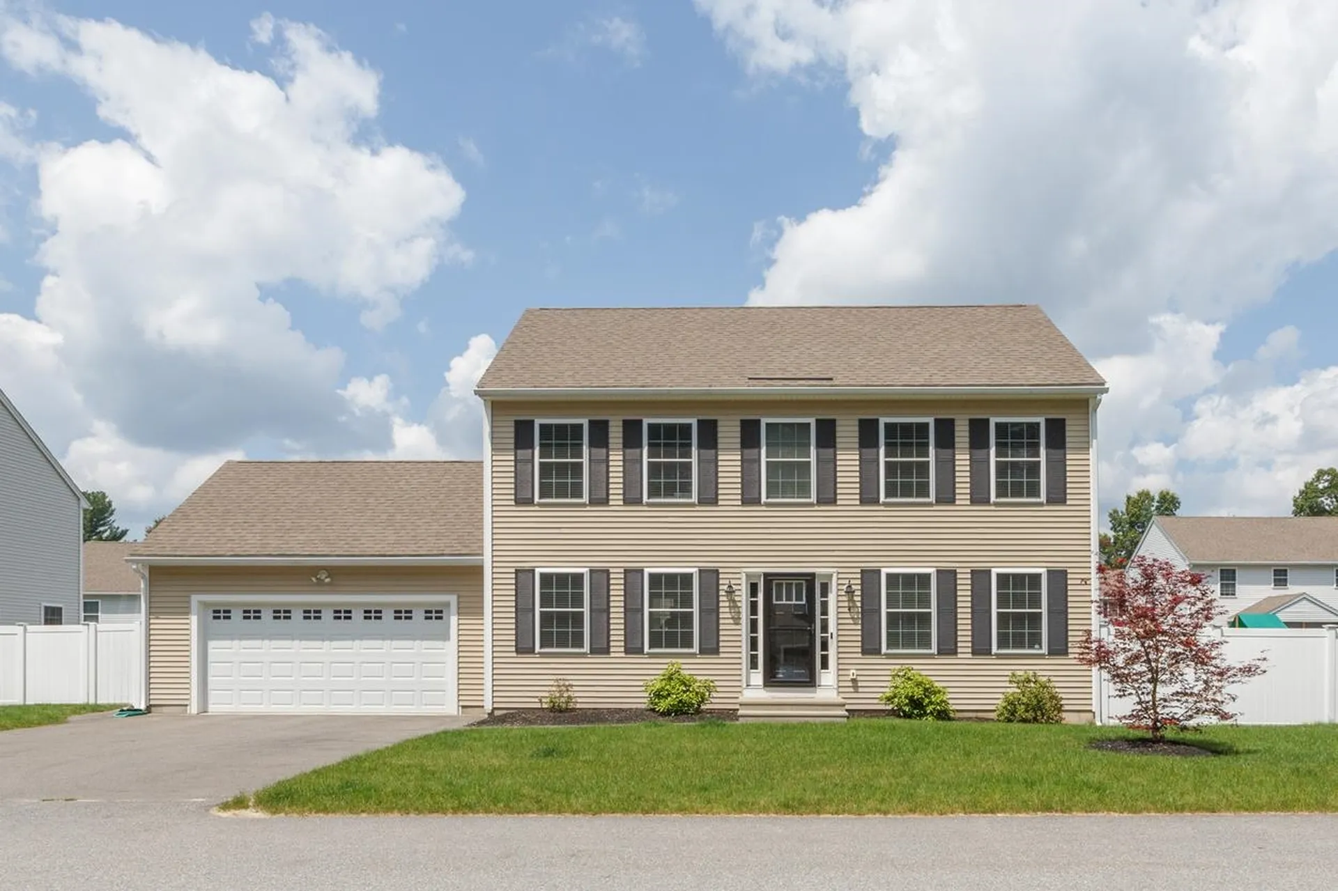 4 Lucier Park Drive Hudson NH 03051