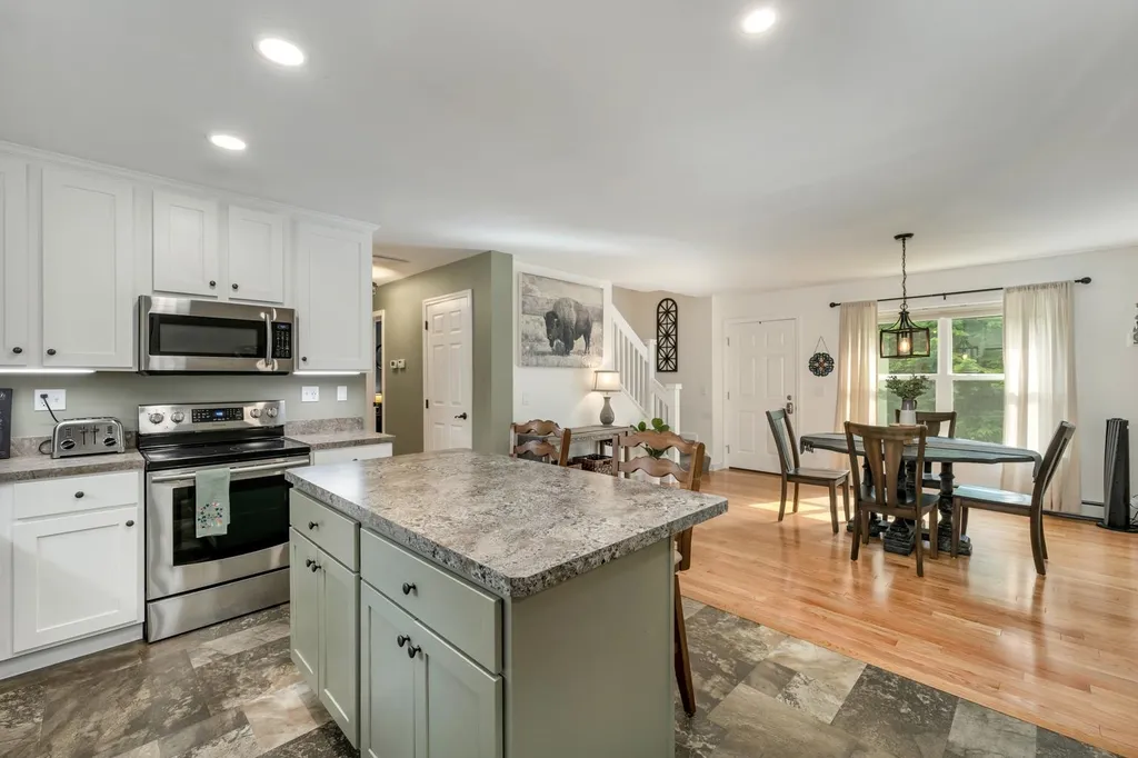 1139 Center Street Wolfeboro NH 03894