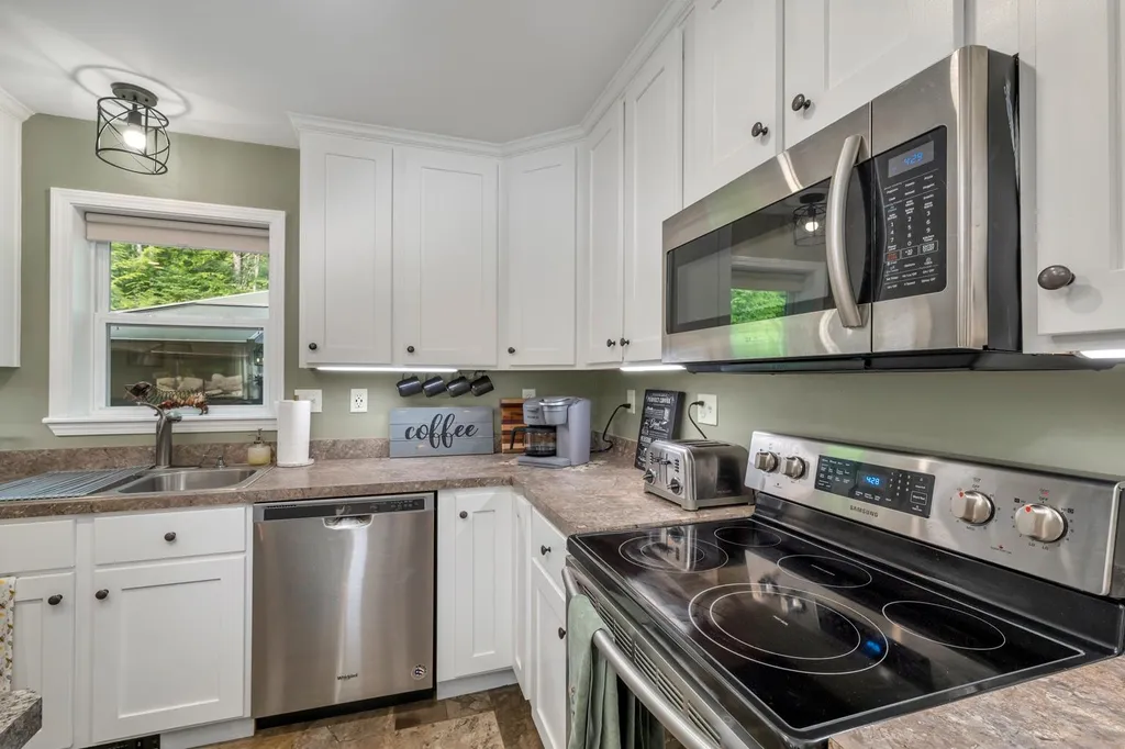 1139 Center Street Wolfeboro NH 03894